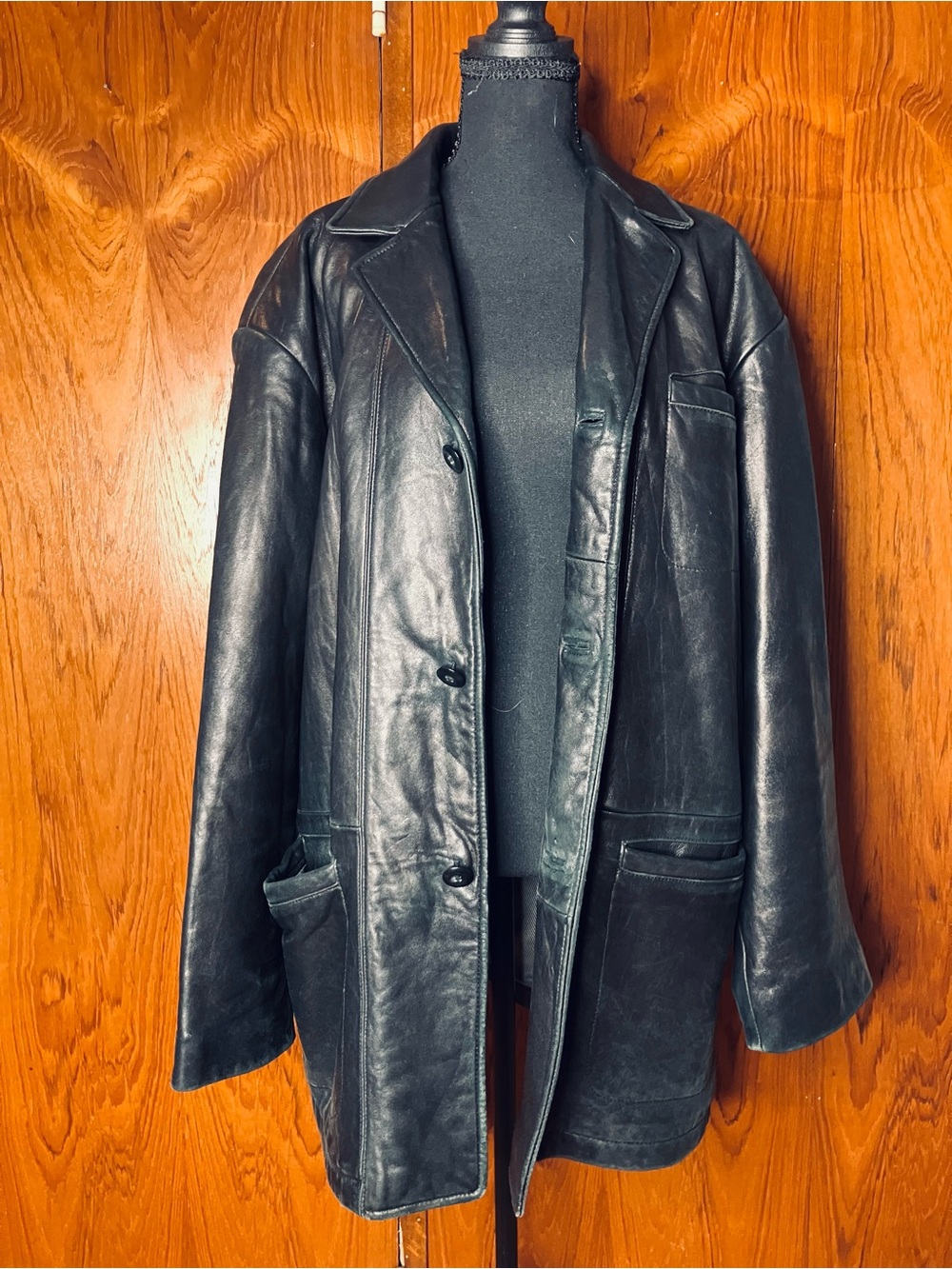 Vintage Roundtree & Yorke Black 100% Genuine Lambskin Leather Coat